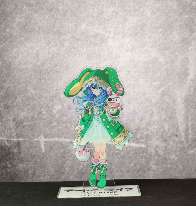 Figura acrilica Yoshino...