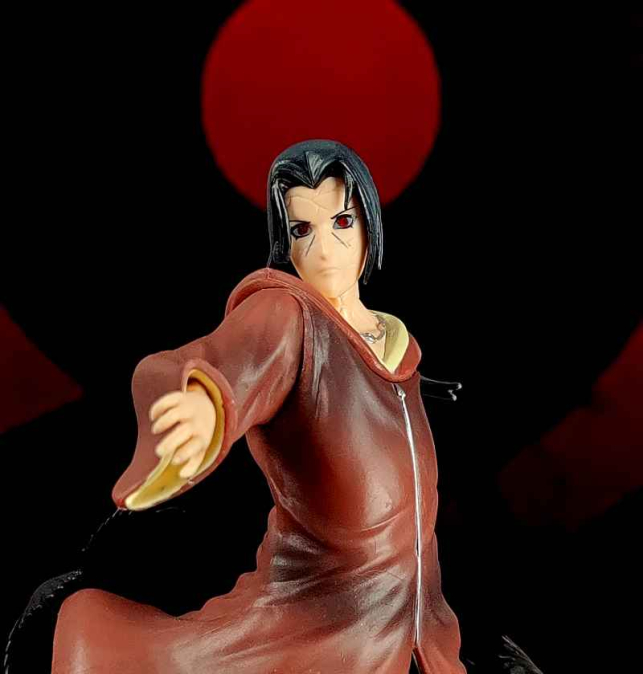 Figura Itachi Uchiha Naruto...