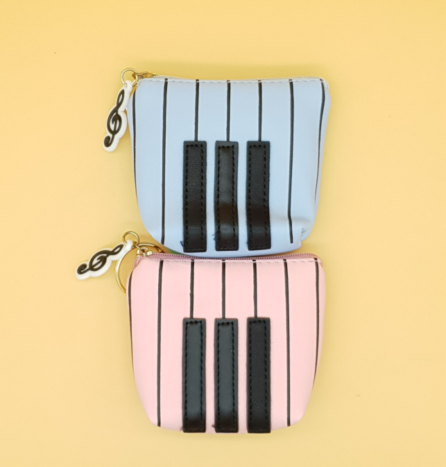 Monedero kawaii piano